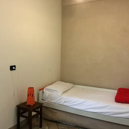 Appia Park 10 Min Dal Colosseo רומא