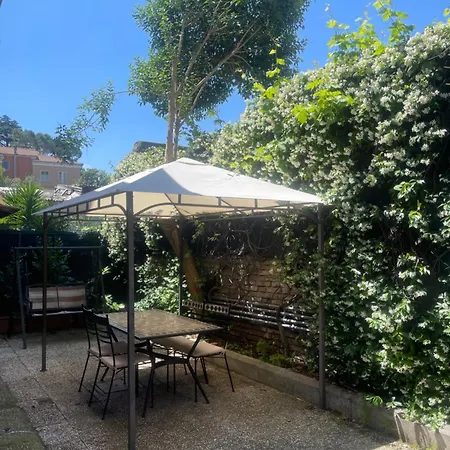 Apartment Appia Park 10 Min Dal Colosseo Rome